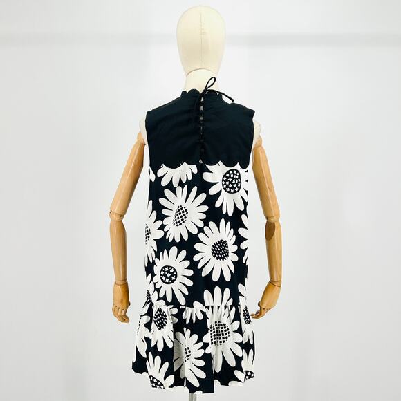 Victoria Beckham For Target Cotton Black White Mod Daisy Drop Waist Mini Dress - Picture 5 of 9